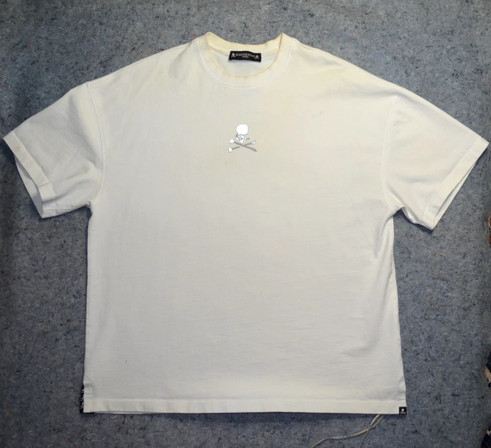 Camiseta $545 Mastermind Japón "Cráneo Reflectante" Blanca Logo 3M Talla XL Agotada Foto 2 de 4