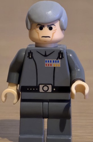 ÚLTIMO LEGO ORIGINAL STAR WARS FiGURA DE GRAND MOFF TARKIN GOBERNADOR DE LA ES - Imagen 7 de 19
