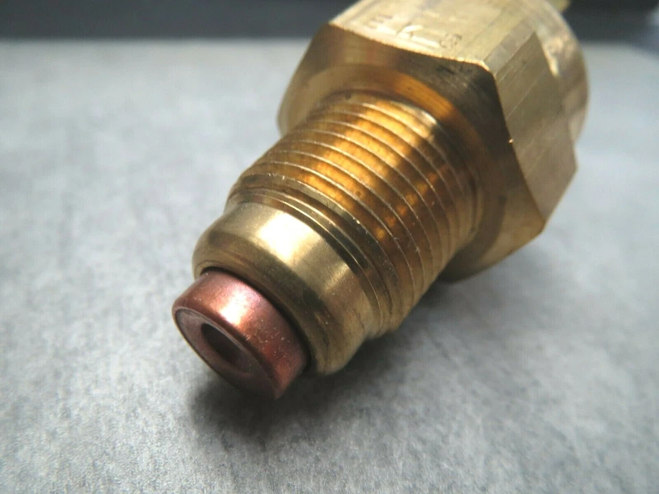 Radiator Fan Switch for 1989-92 Daihatsu Charade 1.3L Made in Japan  Ships Fast! - Image 3 of 4