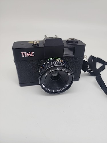 Vintage Time 35mm Film Camera Black Compact Point & Shoot with 50mm Lens & Strap - Picture 2 of 10