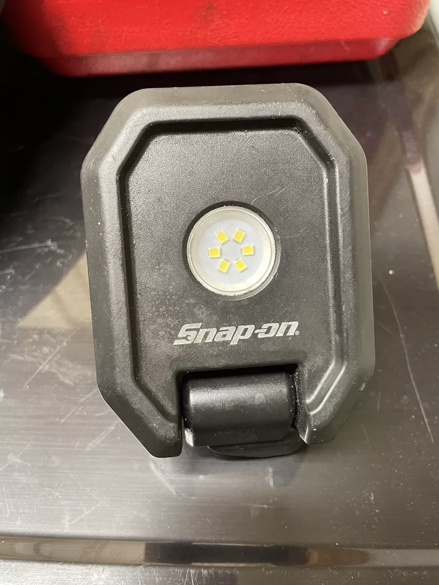 snap on magnetic light rechargable