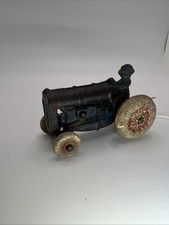 Vintage 1932 Cast Iron Arcade  273 3.5" Tractor