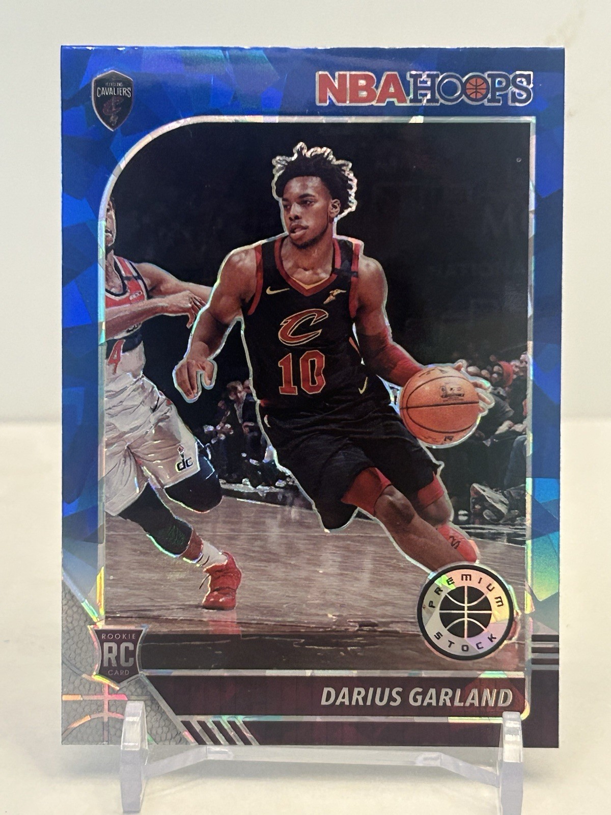 Panini 2019-20 NBA Hoops Premium Stock Darius Garland Blue Cracked Ice #251