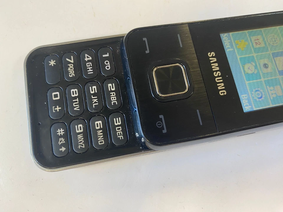 Samsung E2330 Mobile Phone UNLOCKED GT-E2330B Slider Black - Fully working - Image 3 of 4