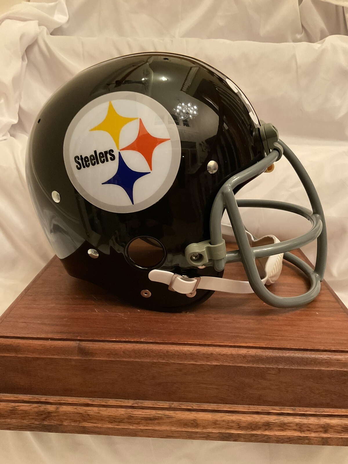 Picture 1 of 14
