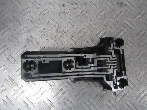 Volkswagen Passat 1998 Tailight Bulb Holder (Lamp Carrier) 3b99452 #324220-04