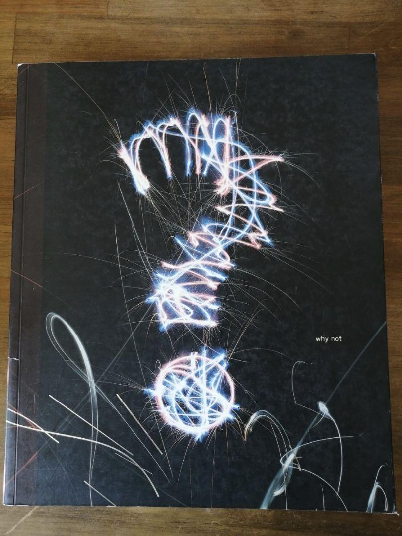 90 Art and Graphic Design Photo Collection by Whyassociates