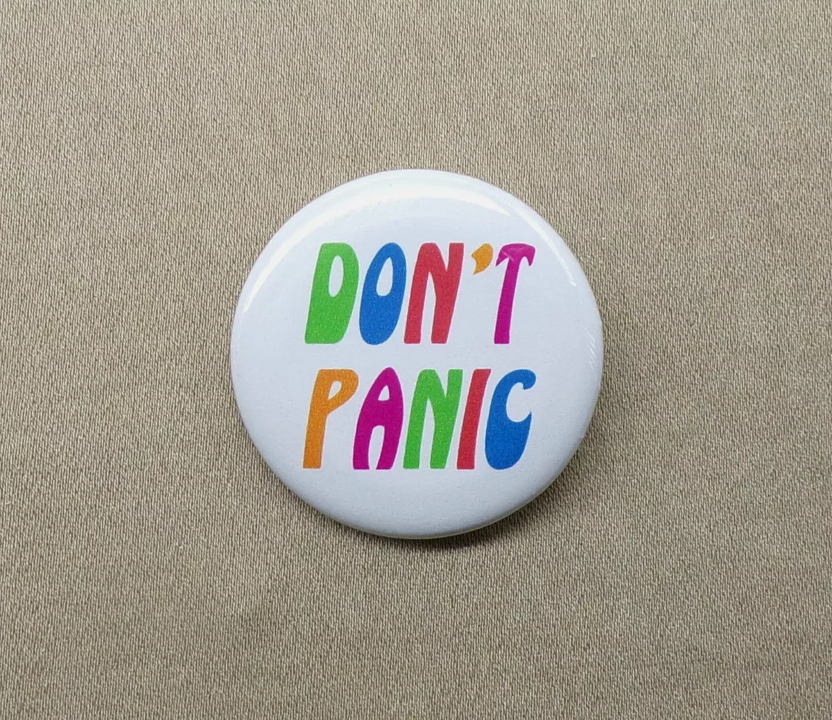 DON'T PANIC 1.25 Button Hitchhiker's Guide to the Galaxy HHGG Alien Comedy  SF