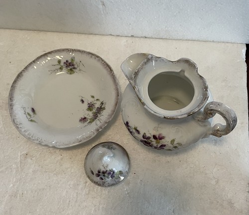 Victoria Carlsbad Austria Covered Creamer And Drip Bowl / Purple Flowers - Picture 2 of 8