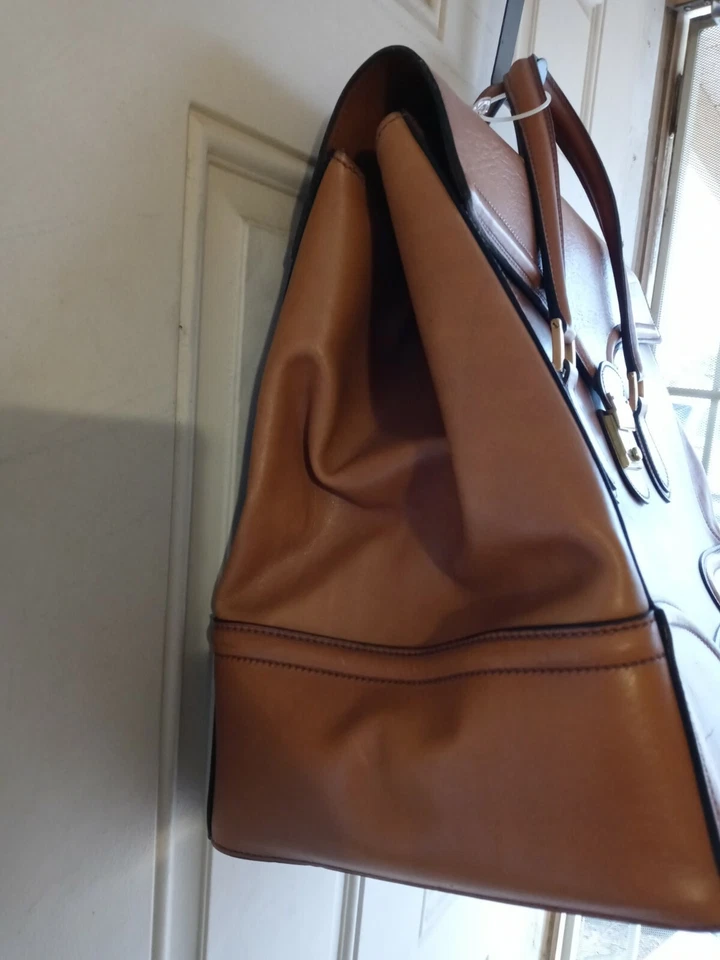 Bolso de viaje Mark Cross Locking cuero vintage años 80 19x16x10 Foto 2 de 4