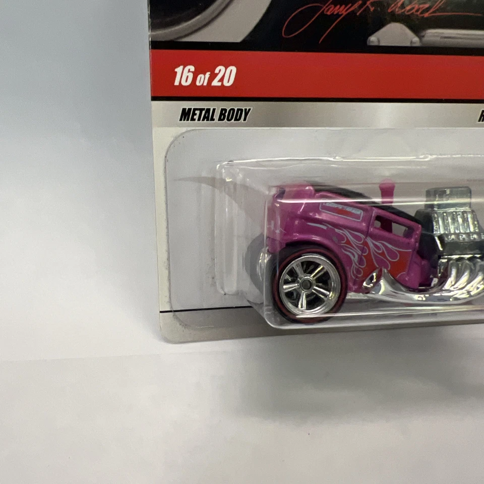 Hot Wheels Larry's Garage (2008) Mattel Pink Shift Kicker Toy Car 16/20  - Image 4 of 4