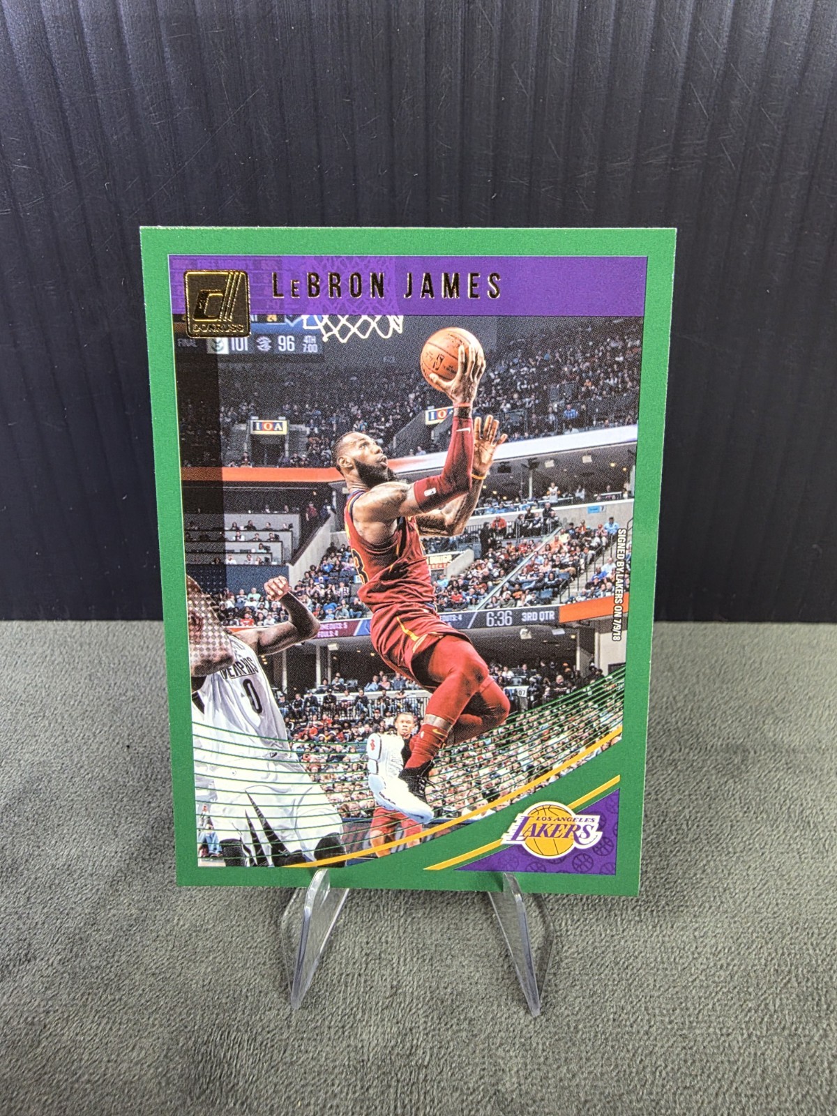 Lebron James 2018 Panini Donruss Green Flood #94 LA LAKERS D-2