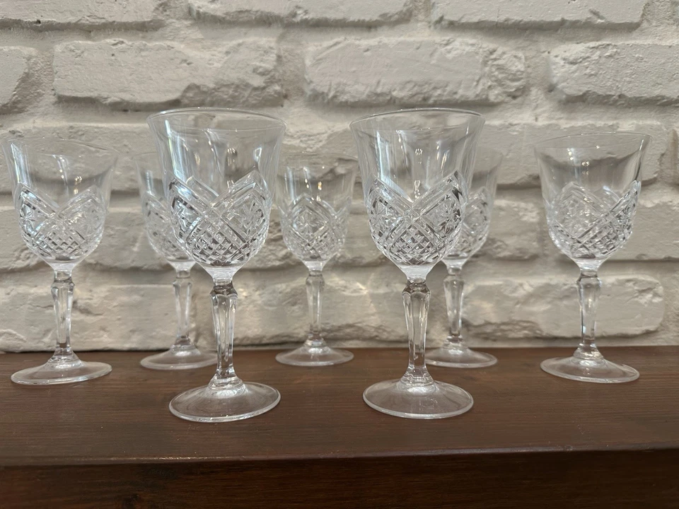 Altesse от Cristal D'Arques, 8 унций бокалы для вина, кубки для воды набор из 7 - Изображение 3 из 4