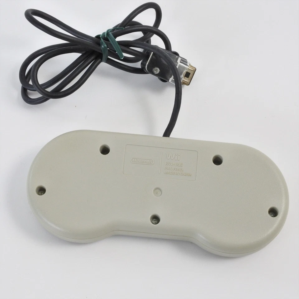 Nintendo Wii Super Famicom Classic Controller RVL-005 Control Pad 1154 - Image 2 of 4
