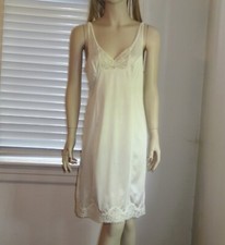 Vintage Slip Dress Lingerie Silky Ivory by BALI size 32 Lace Nightgown