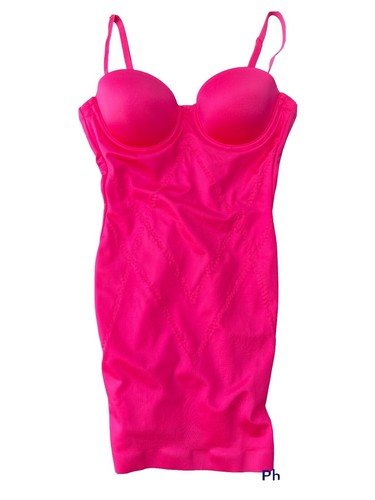 PINK Victoria display picture 3