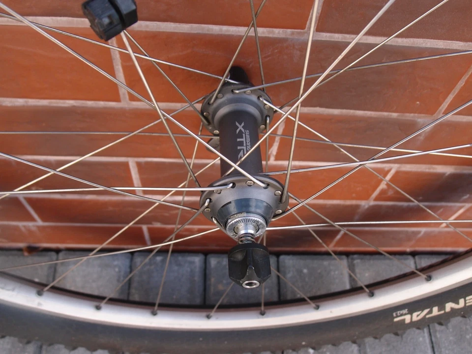 front wheel 26 inch Mavic SUP Shimano XTR HB-M950 Japan 28 H Continental - Image 2 of 4