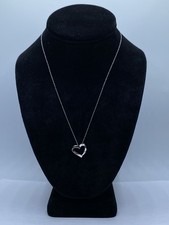 10k White Gold Diamond Open Heart Pendant Necklace 1.5g
