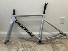 Ventum NS1 Carbon Fiber Frameset. 52cm