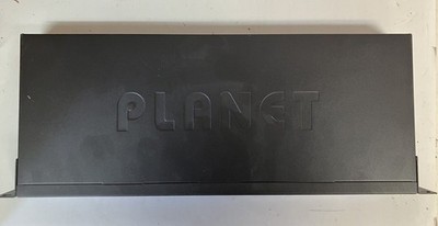 ~ Planet Technology GSW-2401 Gigabit Ethernet Switch 24-Port 10/100/1000Mbps