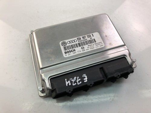 AUDI A4 8D2, B5 Motorsteuergerät ECU 8D0907558B 0261204774 13984850