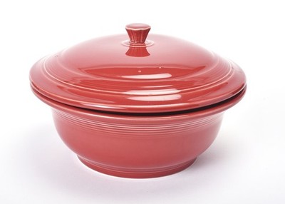 Fiesta, Fiestaware - 2Qt (70oz) Scarlett Covered Casserole Dish
