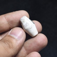 Rare Ancient Tibetan Himalayan Banded Agate Stone Dzi Bead from Nepal