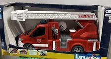 BRUDER TOYS #2673 MB Sprinter Fire Engine w/ Ladder Water Pump & LS NEW!