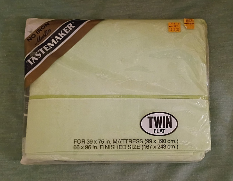 VTG "Tastemaker" Green, No-Iron Muslin Twin Flat Bed Sheet 39x75” NIB
