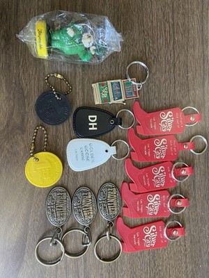 Vintage Las Vegas Casino Keychains Lot Golden Goose, Silver City, Frontier 