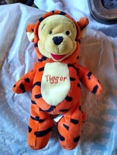 WINNIE THE POOH - Pooh As Tigger Disney Store Vintage 1999 PLUSH Bean -Halloween