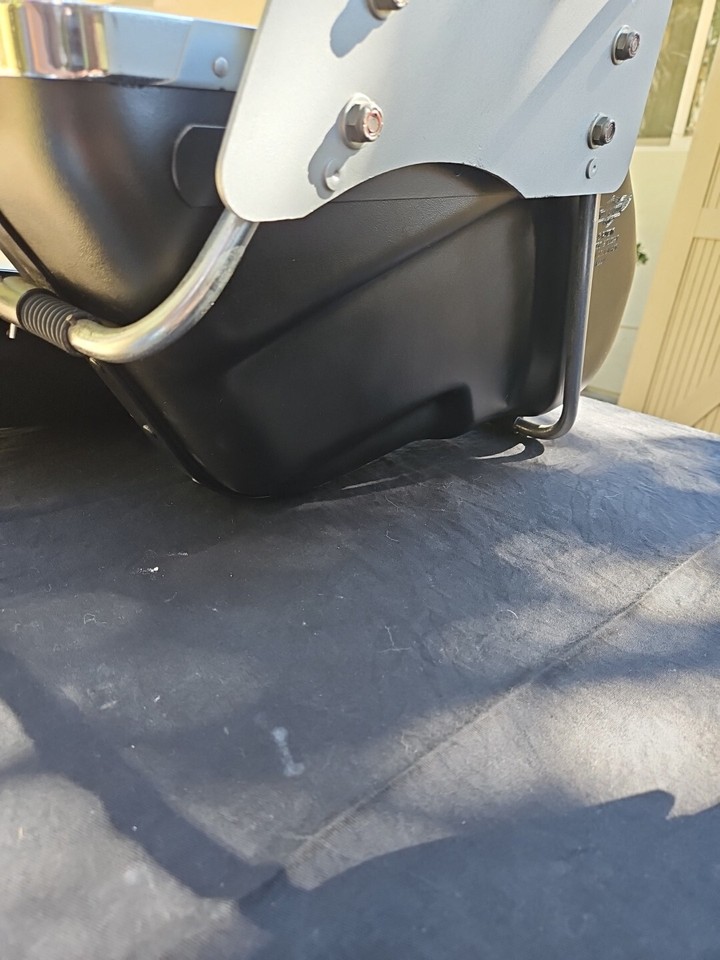 VT 1960 HARLEY DAVIDSON Plastic Saddle Bags W ATTACH BRACKET & KEYS