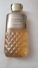 Bath  Body Works Snowflakes  Cashmere Shower Gel 10 fl oz / 295 ml.