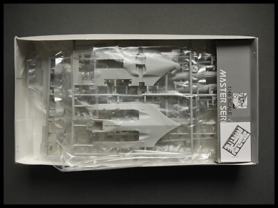 Maquette HORTEN Ho-229A-1 Flying Wing DRAGON 1/48