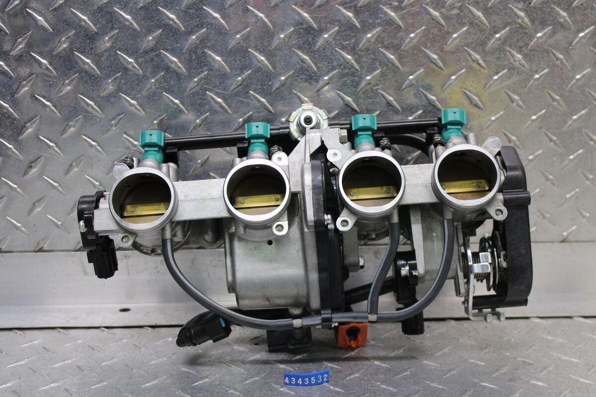 2010 YAMAHA YZF R1 LIMITED EDITION THROTTLE BODY 14B-13750 2010 YAMAHA YZF R1 LIMITED EDITION THROTTLE BODY 14B-13750