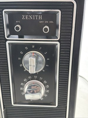 Vintage 1985 Zenith Portable Color 14