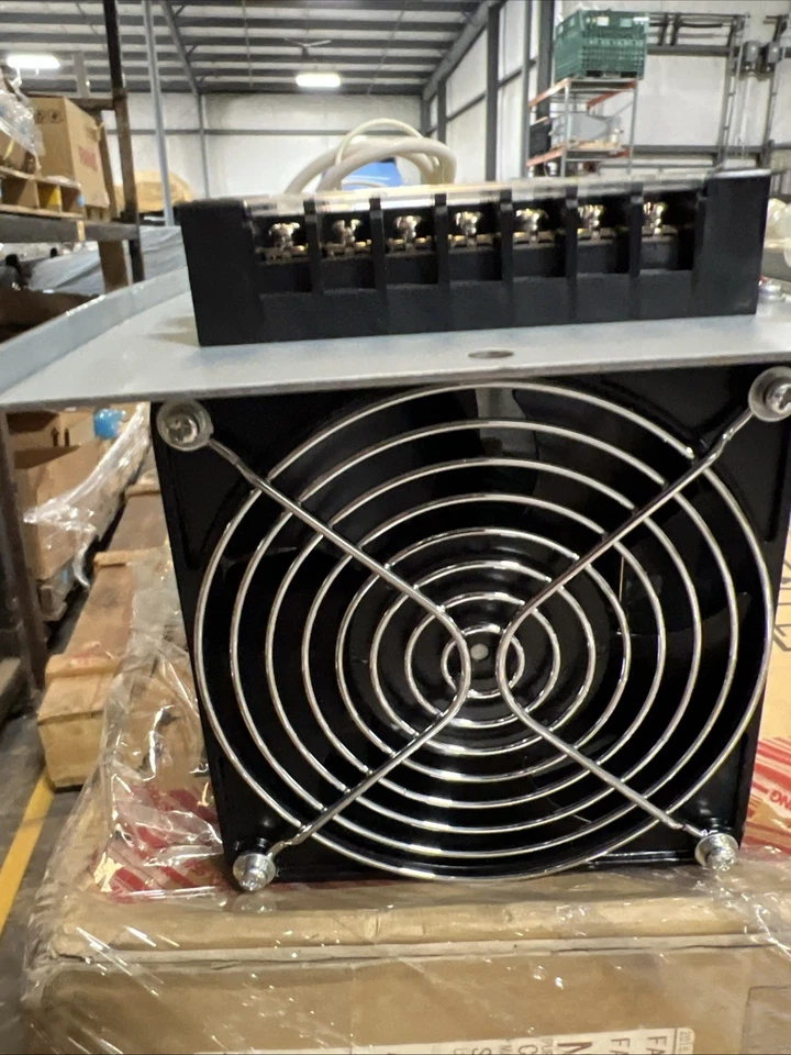 Resistencia de descarga Fanuc A06B-6089-H711.  NUEVO Foto 3 de 4