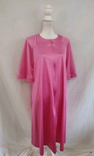 70's Vintage Vanity Fair House Coat Robe Flamingo Pink Nylon Ribbed Trim Sz M