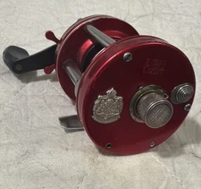 Vtg  ABU Ambassadeur 6000 Red Baitcasting Fishing Reel Sweden 750405 Works READ