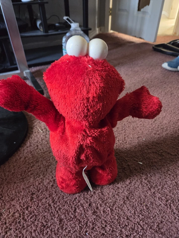 2002 Mattel Hokey Pokey электронный Elmo - читать - Изображение 2 из 2