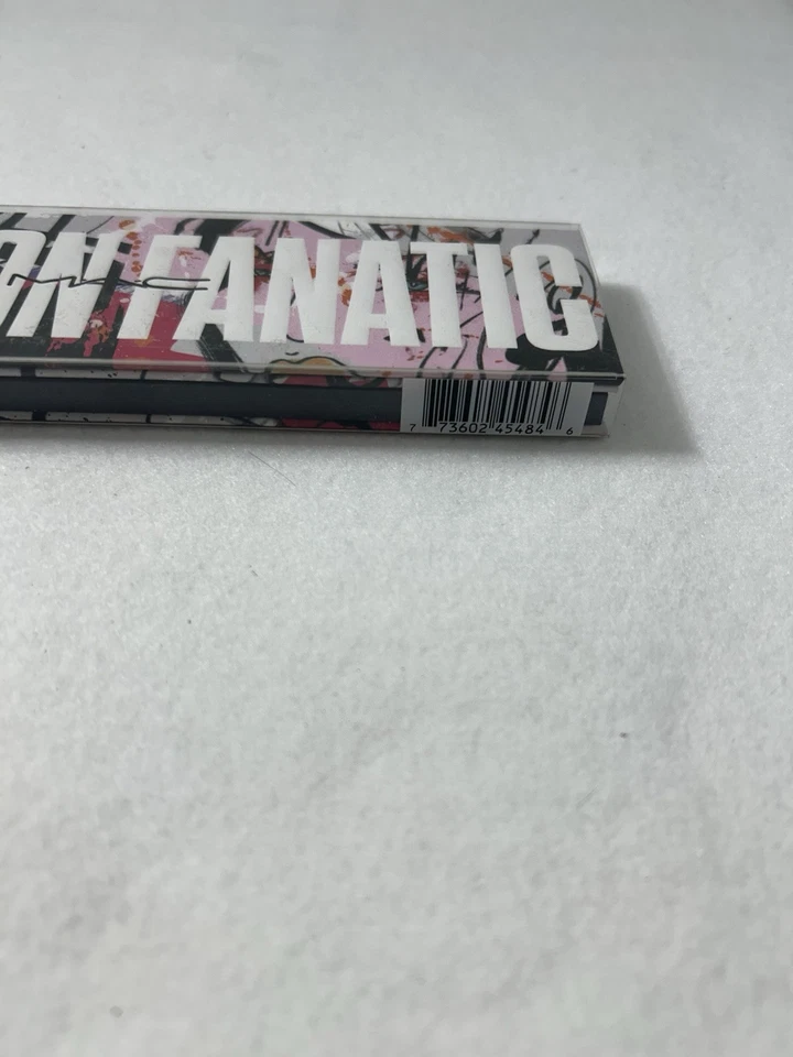 Mac Fashion Fanatic - Image 4 of 4