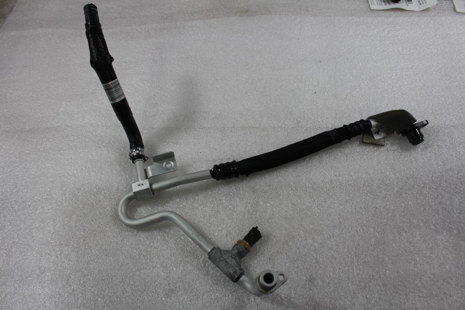 Ferrari 296 GTB Pump P/N 813354