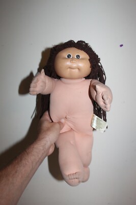 VTG. Cabbage Patch Kids Doll Girl Brown Hair Brown Eyes No Dimples