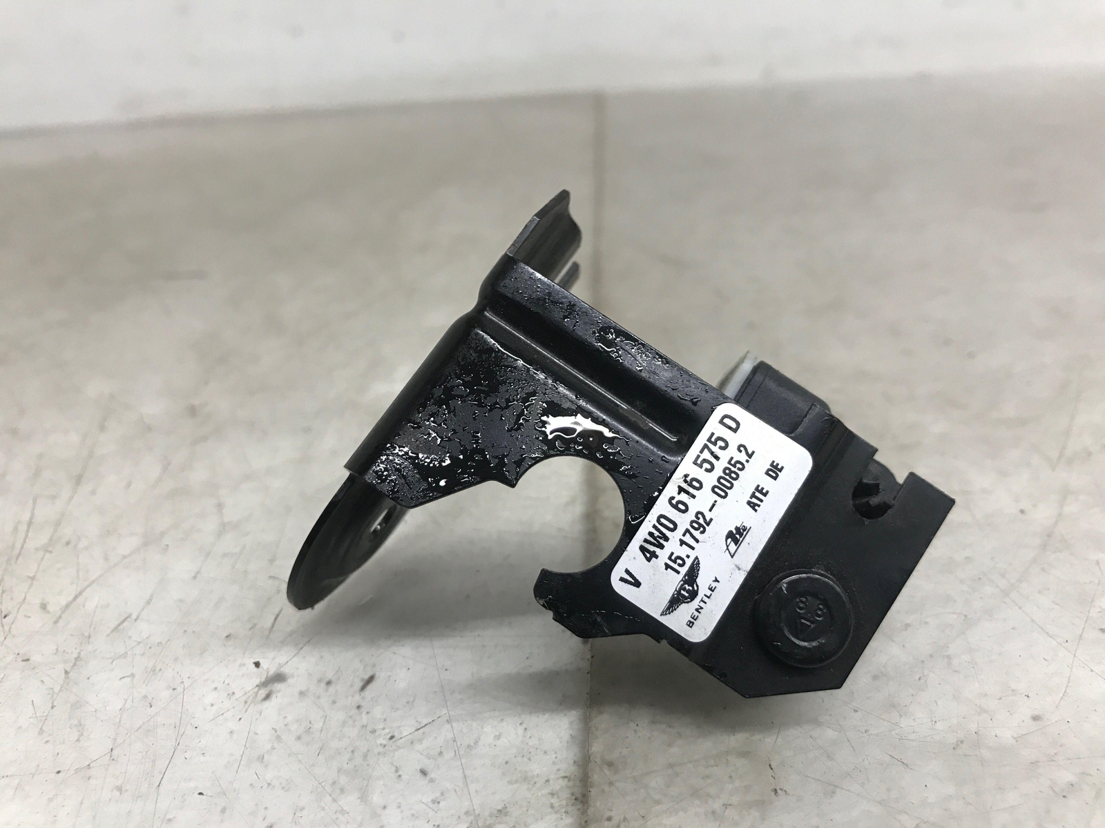 2013 - 2019 BENTLEY FLYING SPUR ACCELERATION SENSOR FOR BODY 4W0616575D OEM