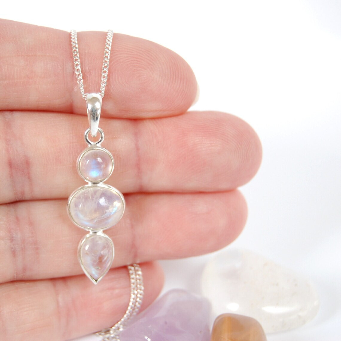 HIMALYA Mondstein Anhänger - 925 Sterling Silber Rosenschliff Charm