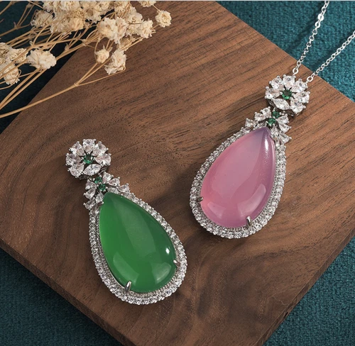 VETEMENTS Ciondolo Collana Cristallo Giada Calcedonio Ciondolo Pietra Preziosa Placcata Oro Bianco 18K