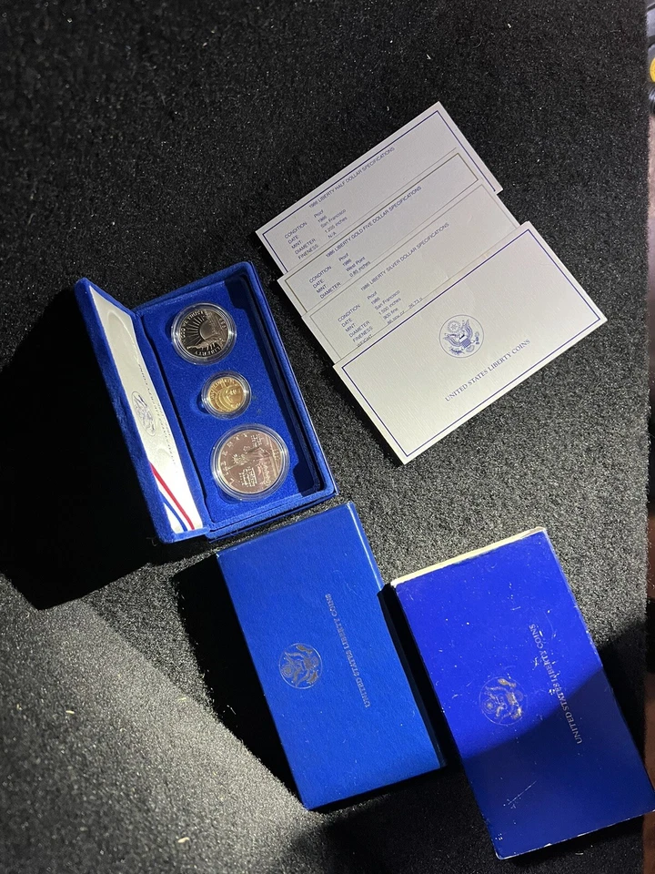 1986 US Mint Liberty Commemorative 3-Coin Silver and Gold Proof Set - Image 2 of 4