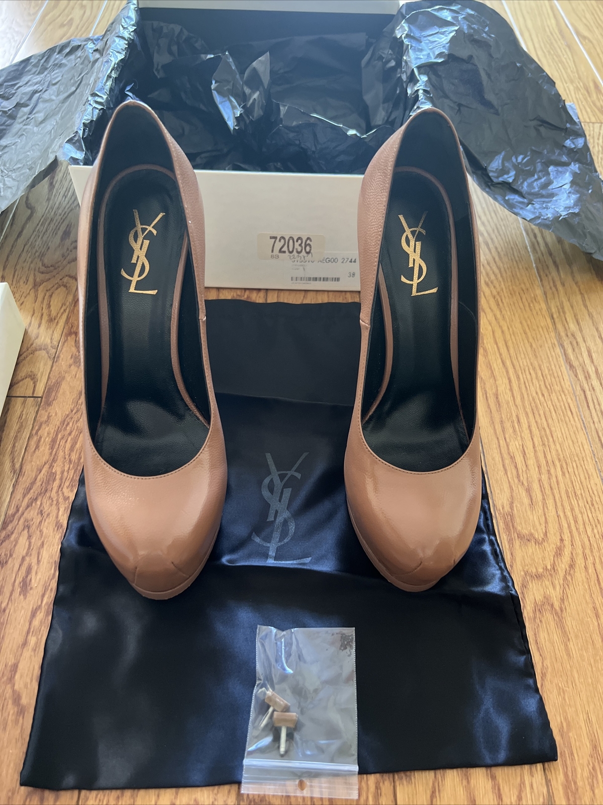 SAINT LAURENT YSL Vernigolf Tribtoo Platform Pump Nude 105: taglia 8 (38)