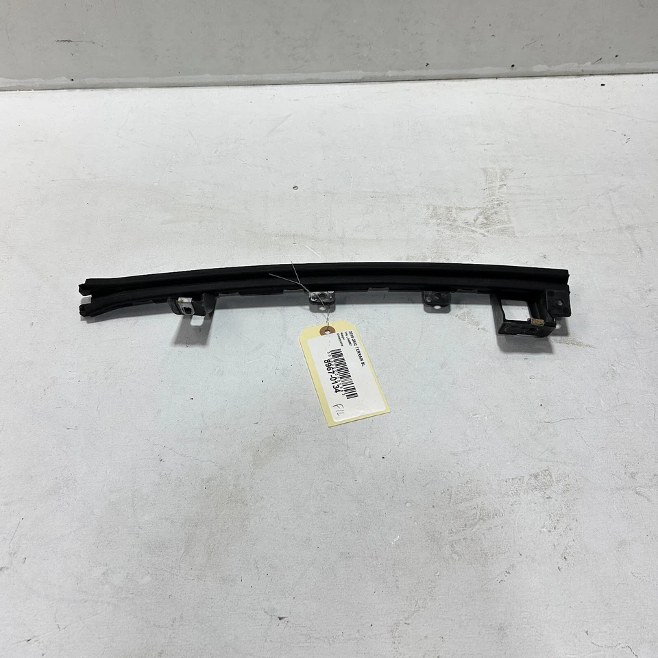 Puerta delantera izquierda ventana vidrio canal guía trasero GMC Terrain 2018-2023 OEM Foto 2 de 4