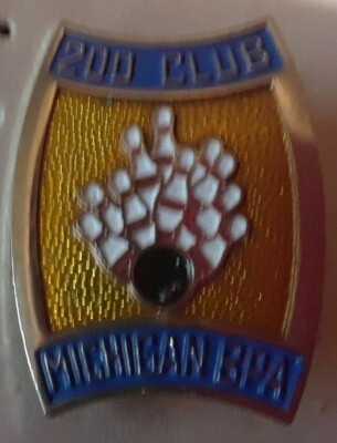 MICHIGAN BPA 200 CLUB BOWLING LAPEL PIN.NICE COLLECTABLE OR GIFT | eBay